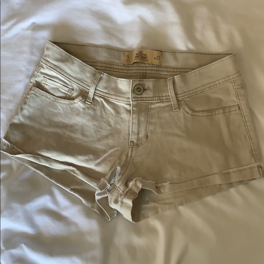 Khaki Hollister Shorts